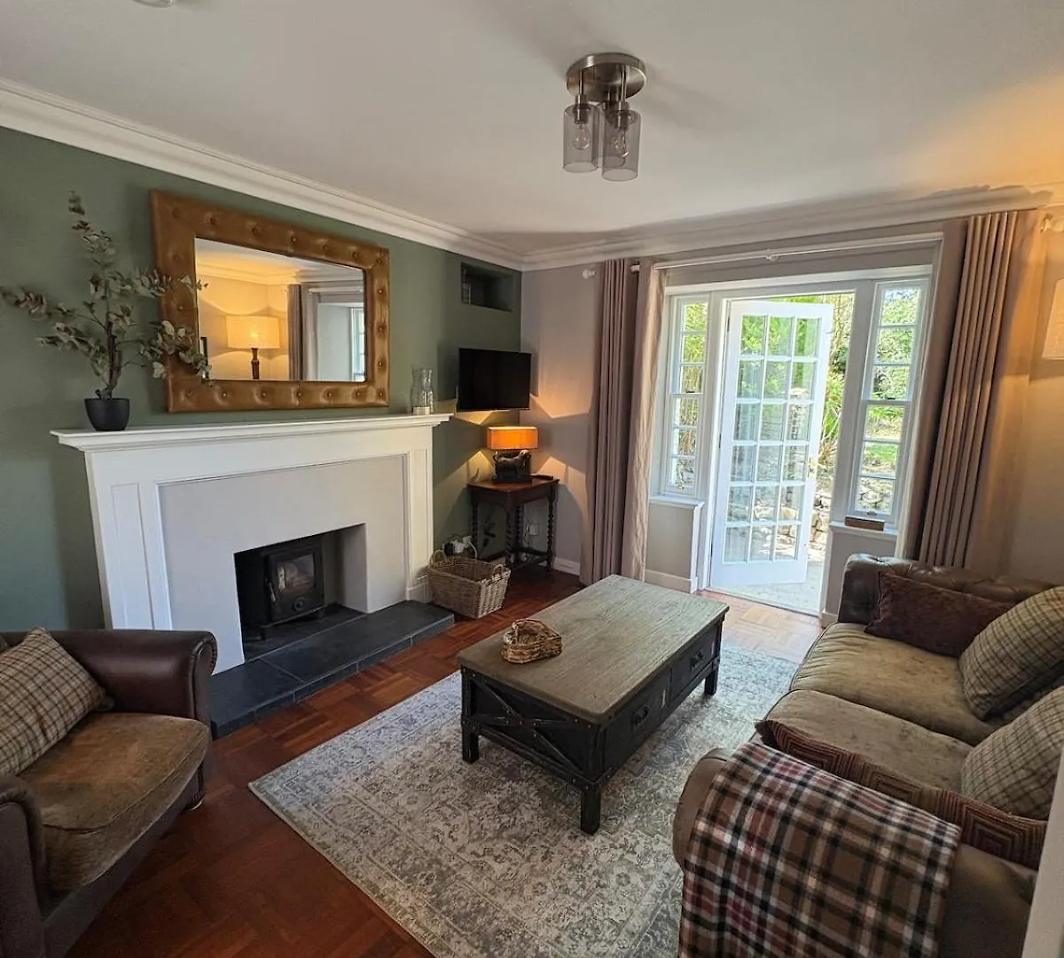 Snow Cottage, Old Aberdeen, 3 Bedroom Luxury 0*, Aberdeen Birleşik Krallık