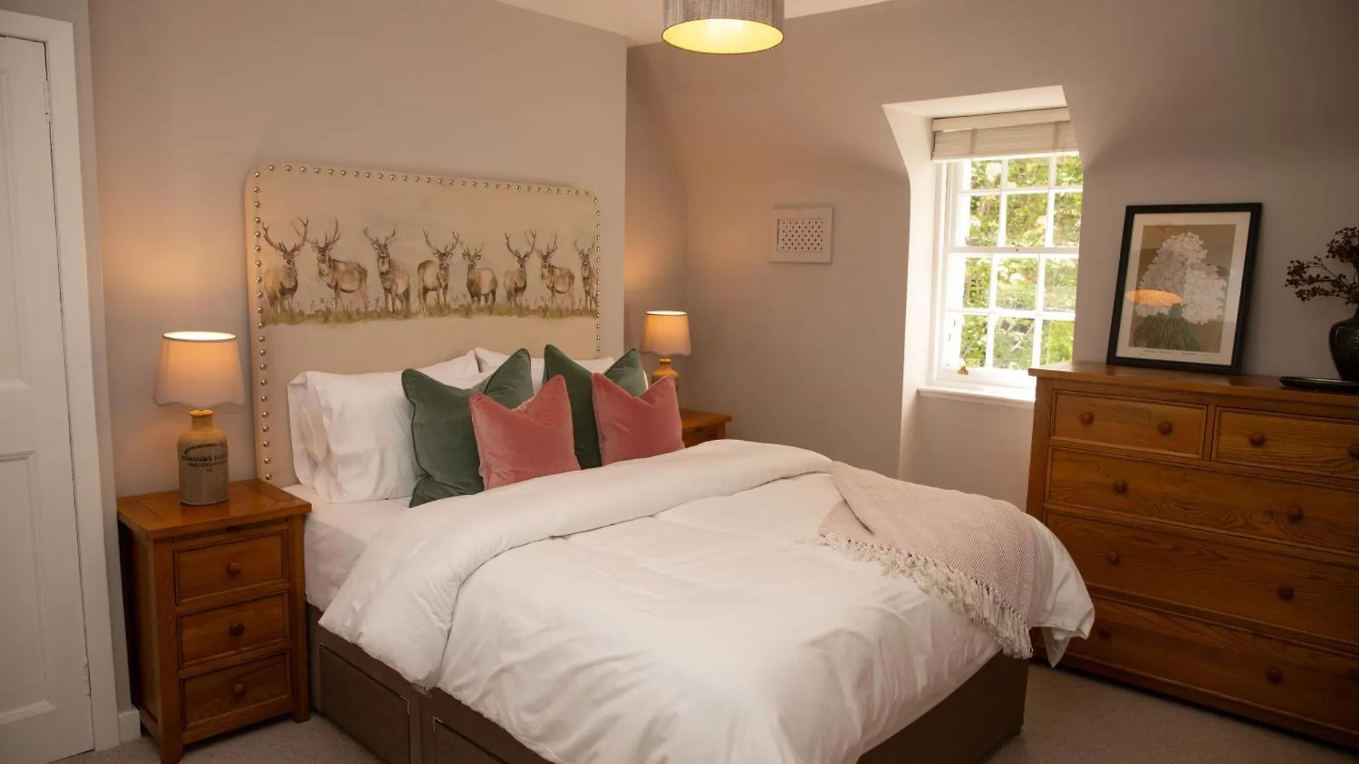Snow Cottage, Old Aberdeen, 3 Bedroom Luxury 0*, Aberdeen Birleşik Krallık